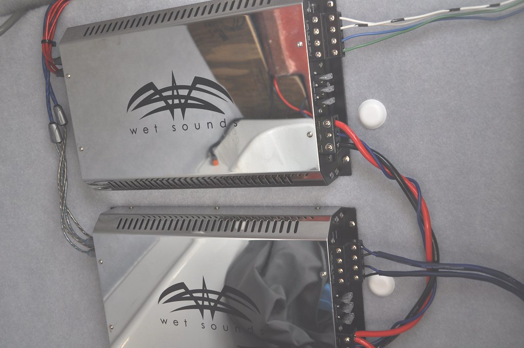4-channel amplifier